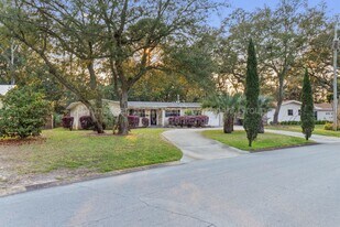 26 Anastasia Dr SE, Unit B11 in Fort Walton Beach, FL - Building Photo