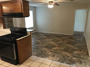 7411 Debbie Dr in Little Rock, AR - Building Photo - Building Photo