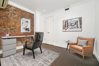 328 E 4th St in New York, NY - Building Photo - Building Photo