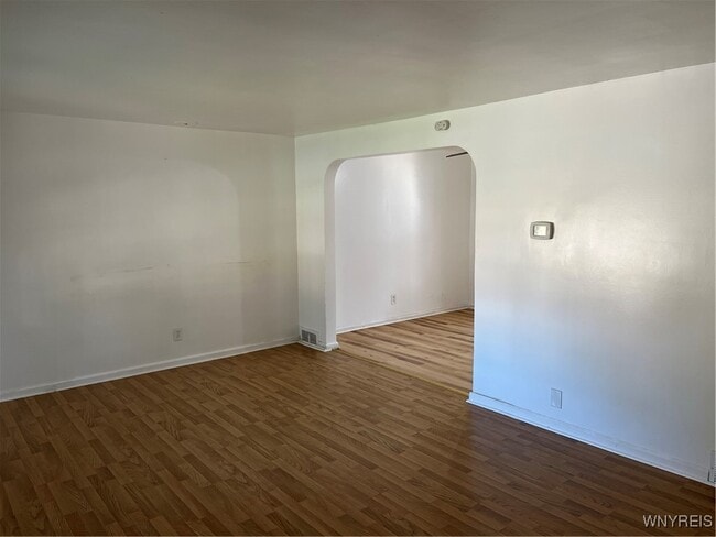 property at 61 Lynncrest Terrace