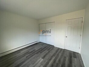 6248 Kathryn Ct in Portage, IN - Building Photo - Building Photo