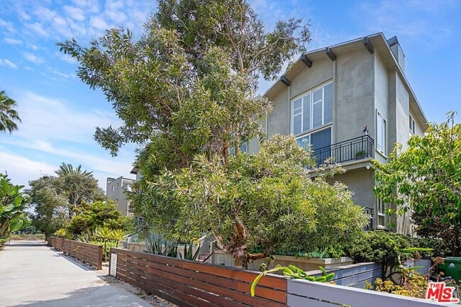 20 1/2 Northstar St in Marina Del Rey, CA - Building Photo - Building Photo