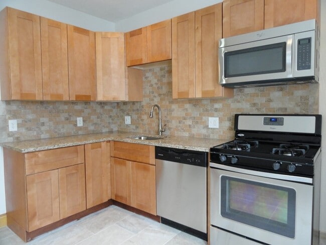 property at 39 Paris St