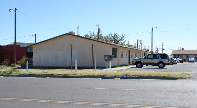 Hercules Apartments in El Paso, TX - Building Photo - Building Photo