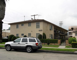 4321 Ventura Canyon Ave Apartments