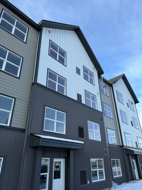 Westlake Heights in Bozeman, MT - Foto de edificio