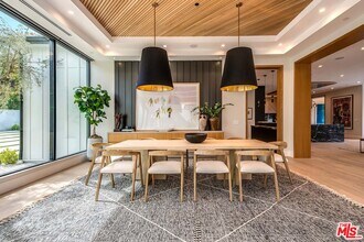 15907 Valley Vista Blvd in Los Angeles, CA - Building Photo - Building Photo