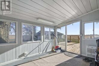 2625 Shea Rd in Ottawa, ON - Building Photo - Building Photo