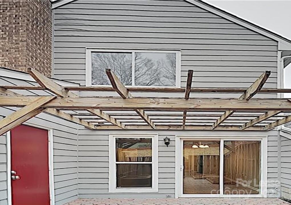 1023 Sardis Cove Dr in Charlotte, NC - Building Photo