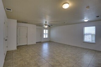 3118 Weave Ct in Granbury, TX - Building Photo - Building Photo