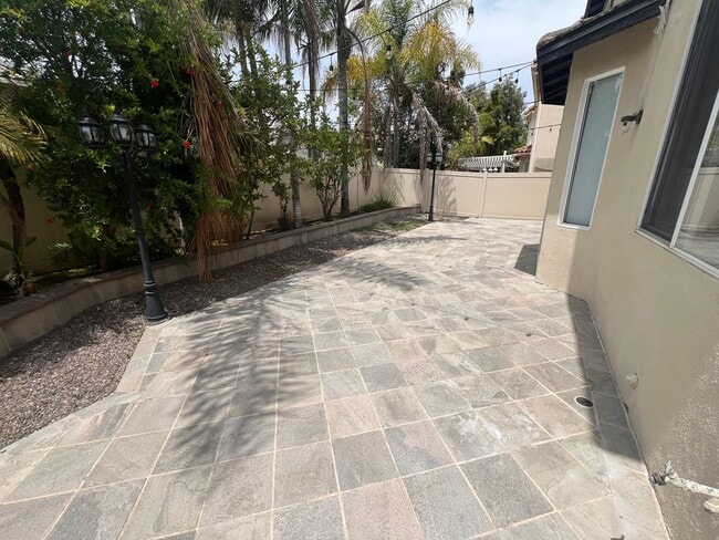 29 Chadwick in Irvine, CA - Building Photo - Building Photo