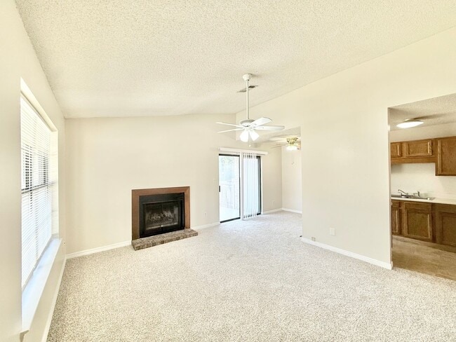 3864 Oakus Dr in Milton, FL - Building Photo - Building Photo