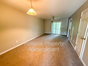 353 S Moore St in Clayton, NC - Building Photo - Building Photo