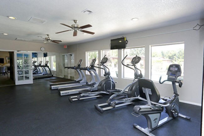 Ridgeview Place in Colorado Springs, CO - Foto de edificio - Interior Photo