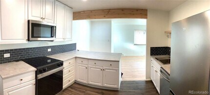 2463 S Corona St in Denver, CO - Foto de edificio - Building Photo