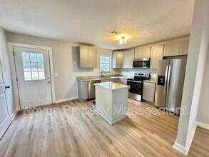 427 Old Newnan Rd in Carrollton, GA - Building Photo - Building Photo