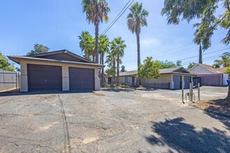 812-18 A St in Ramona, CA - Building Photo - Building Photo