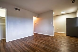 733 E Wilbeth in Akron, OH - Building Photo - Building Photo