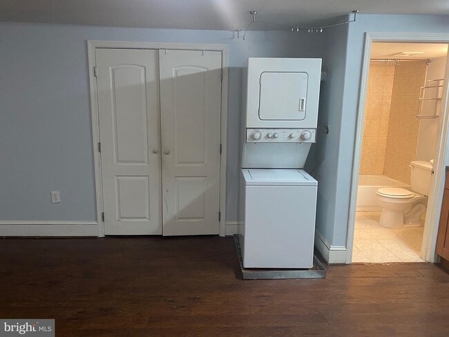 property at 32 Q St NW
