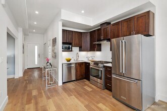 327 Arlington St in San Francisco, CA - Building Photo - Building Photo