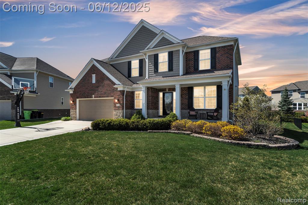 15745 Diamante Dr in Macomb, MI - Building Photo