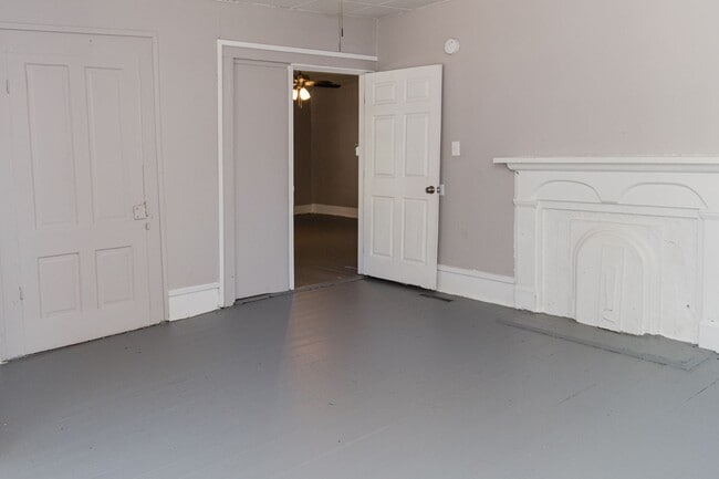 218 W Chappell St in Griffin, GA - Building Photo - Building Photo