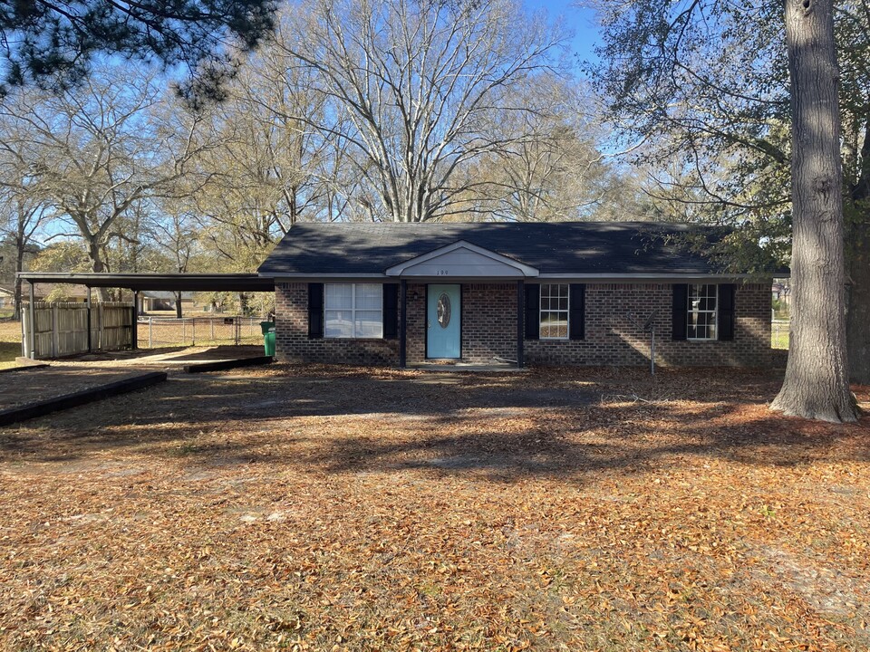 199 Magnolia Ave in Leesburg, GA - Building Photo