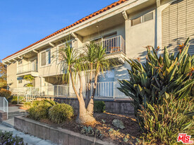 440 Raymond Ave in Santa Monica, CA - Building Photo