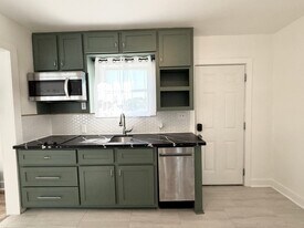 2910 Avenue K, Unit 4 in Galveston, TX - Building Photo