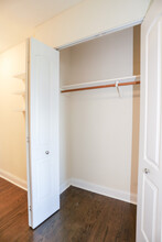 625 W Cornelia Ave, Unit #283 in Chicago, IL - Building Photo - Building Photo