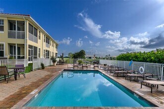 17200 Acapulco Rd in Punta Gorda, FL - Building Photo - Building Photo