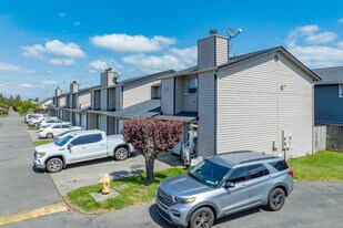 502 21st St SE in Auburn, WA - Building Photo