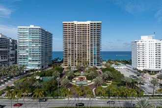 Bal Harbour Tower in Bal Harbour, FL - Building Photo - Building Photo