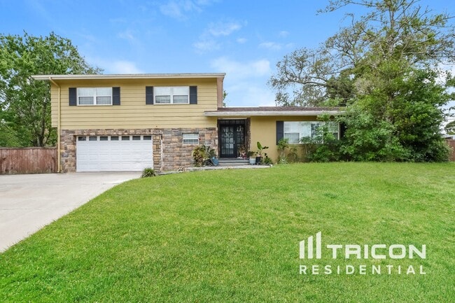 property at 103 Par Pl