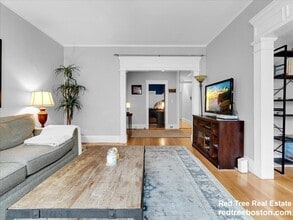 80 Browne St in Brookline, MA - Foto de edificio - Building Photo