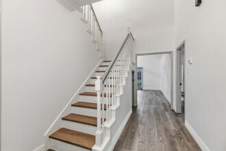 7665 Ameswood Rd in Houston, TX - Building Photo - Building Photo