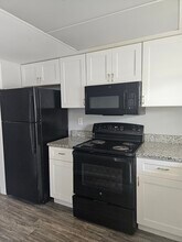 Daytona Ocean View Apartments in Daytona Beach, FL - Building Photo - Building Photo