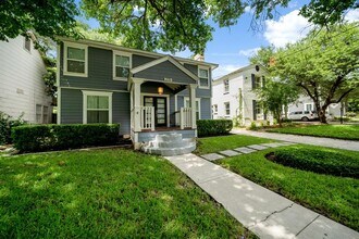 215 College Blvd in San Antonio, TX - Building Photo - Building Photo