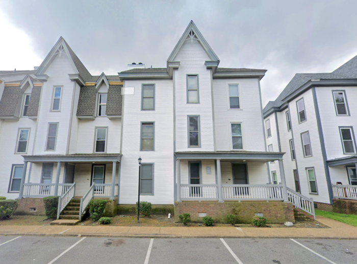 1003 Green St in Portsmouth, VA - Building Photo