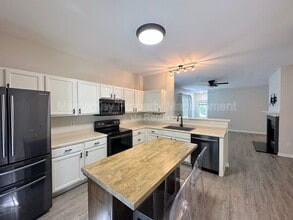 106 Litton St in Apex, NC - Building Photo - Building Photo