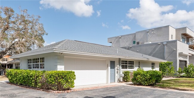 property at 1499 3rd St S