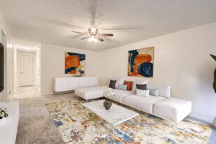 1815 S Bryant St, Unit Lower Unit in Denver, CO - Building Photo