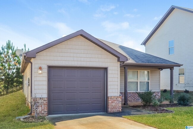 property at 155 Briar Ridge Ln