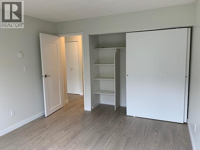 8700 Ackroyd Rd in Richmond, BC - Building Photo - Building Photo