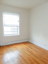 2612 W Gunnison St, Unit 3F in Chicago, IL - Foto de edificio - Building Photo