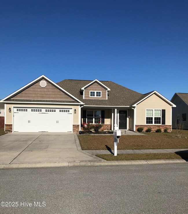 property at 754 Radiant Dr