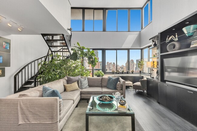 property at 300 E 62nd St