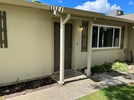 6221 Casita Ave in Carmichael, CA - Building Photo