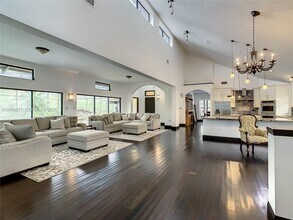 2261 Mariner Cove in Kissimmee, FL - Building Photo - Building Photo