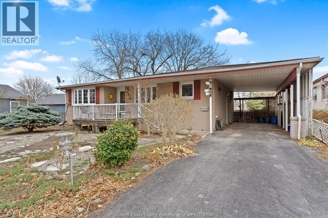 property at 225 Fort St